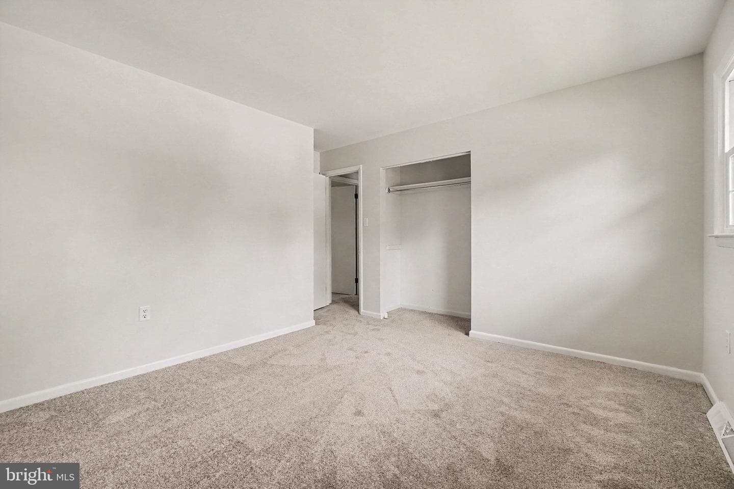 3818 Burton Lane photo 18
