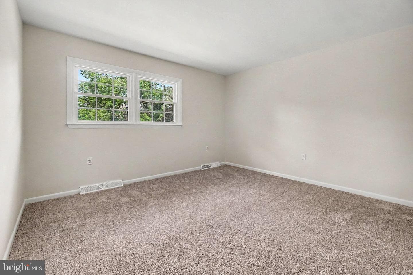 3818 Burton Lane photo 21
