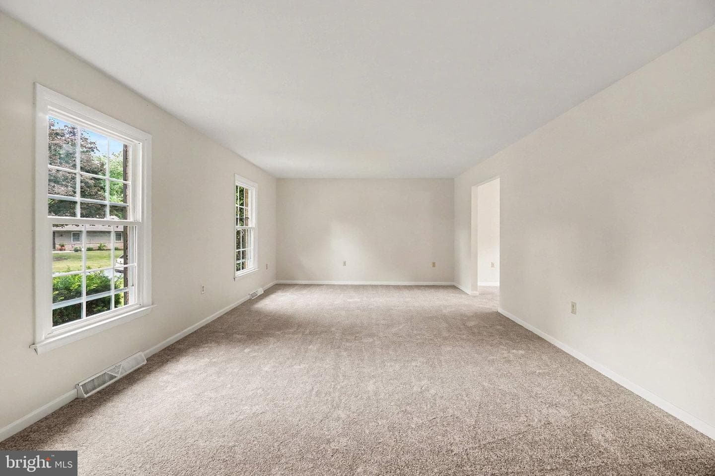 3818 Burton Lane photo 9