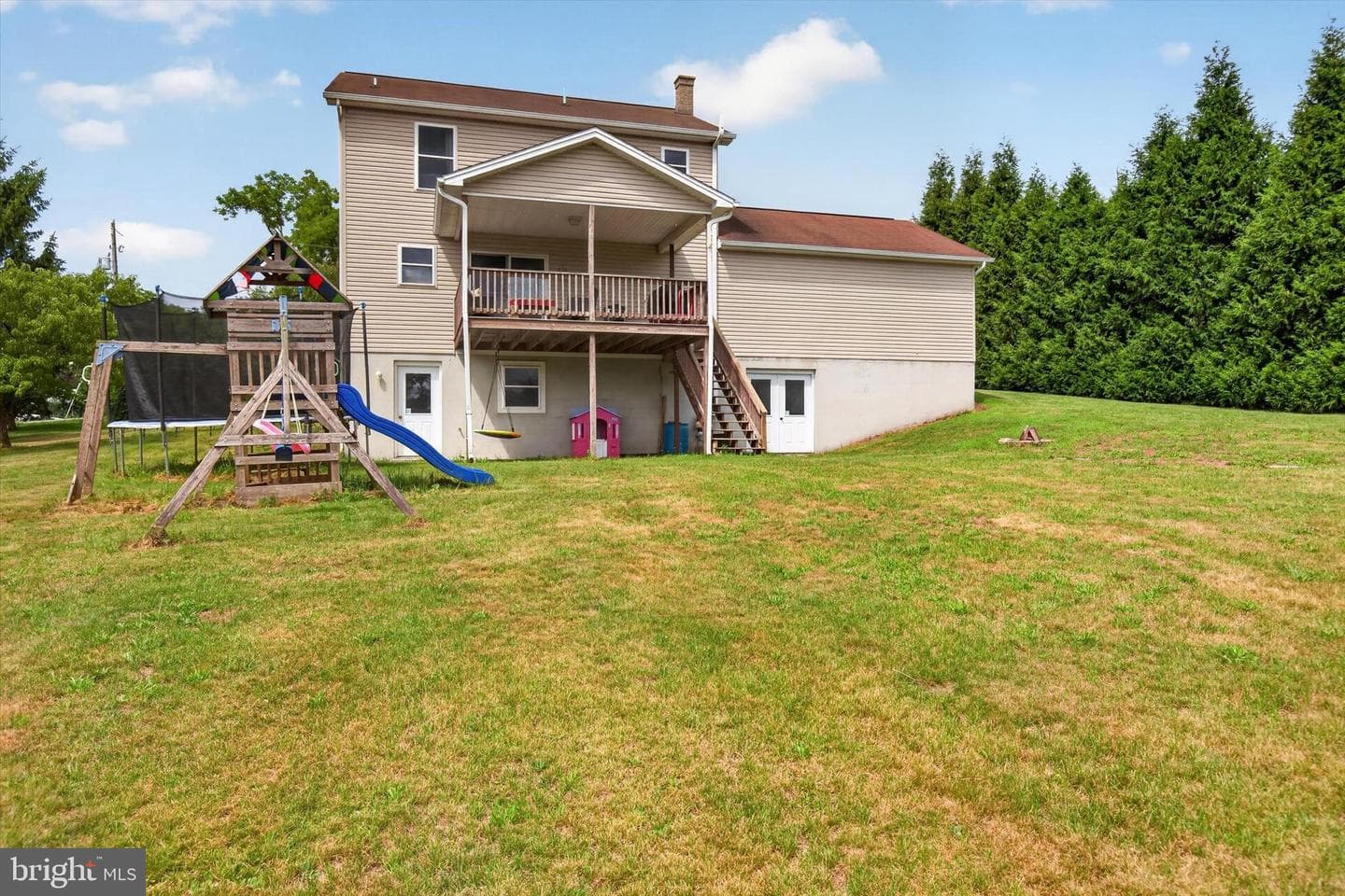 325 Shoop Lane photo 36