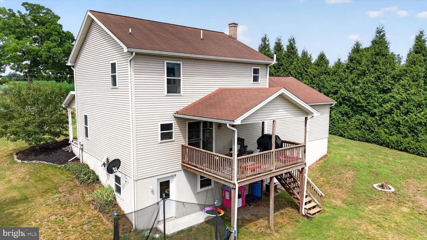 325 Shoop Lane photo 42