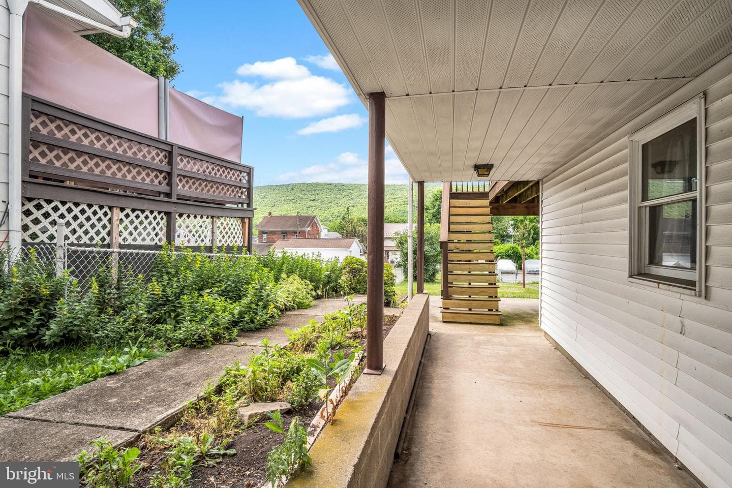 404 Julian Street photo 38
