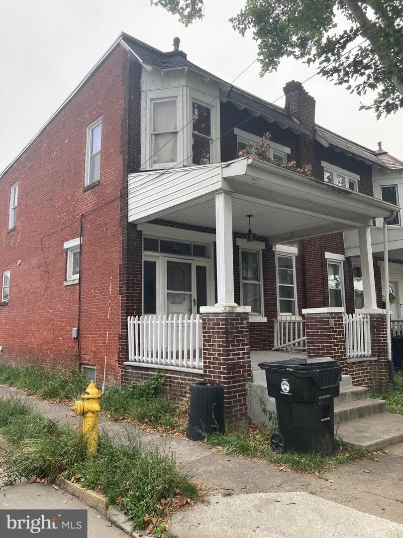 317 Emerald Street photo 2