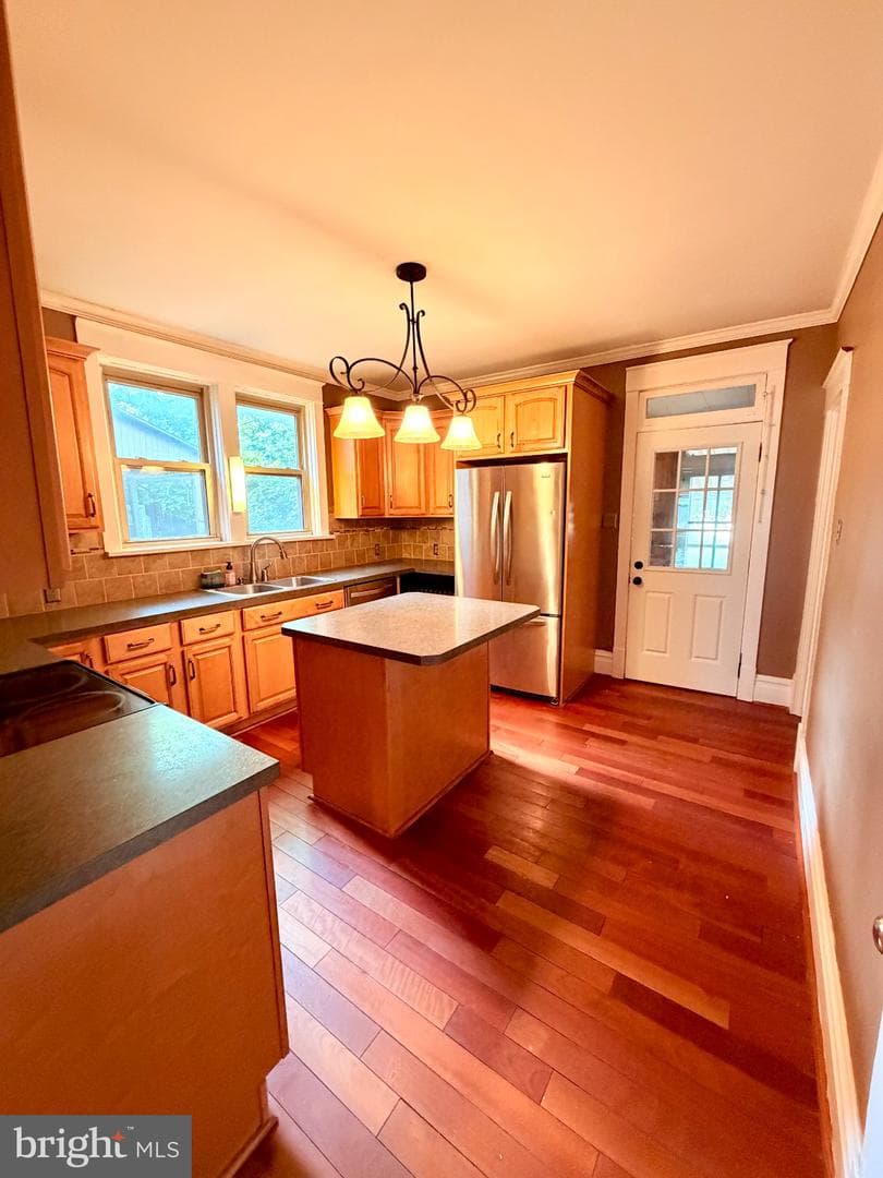 163 2nd Street photo 7