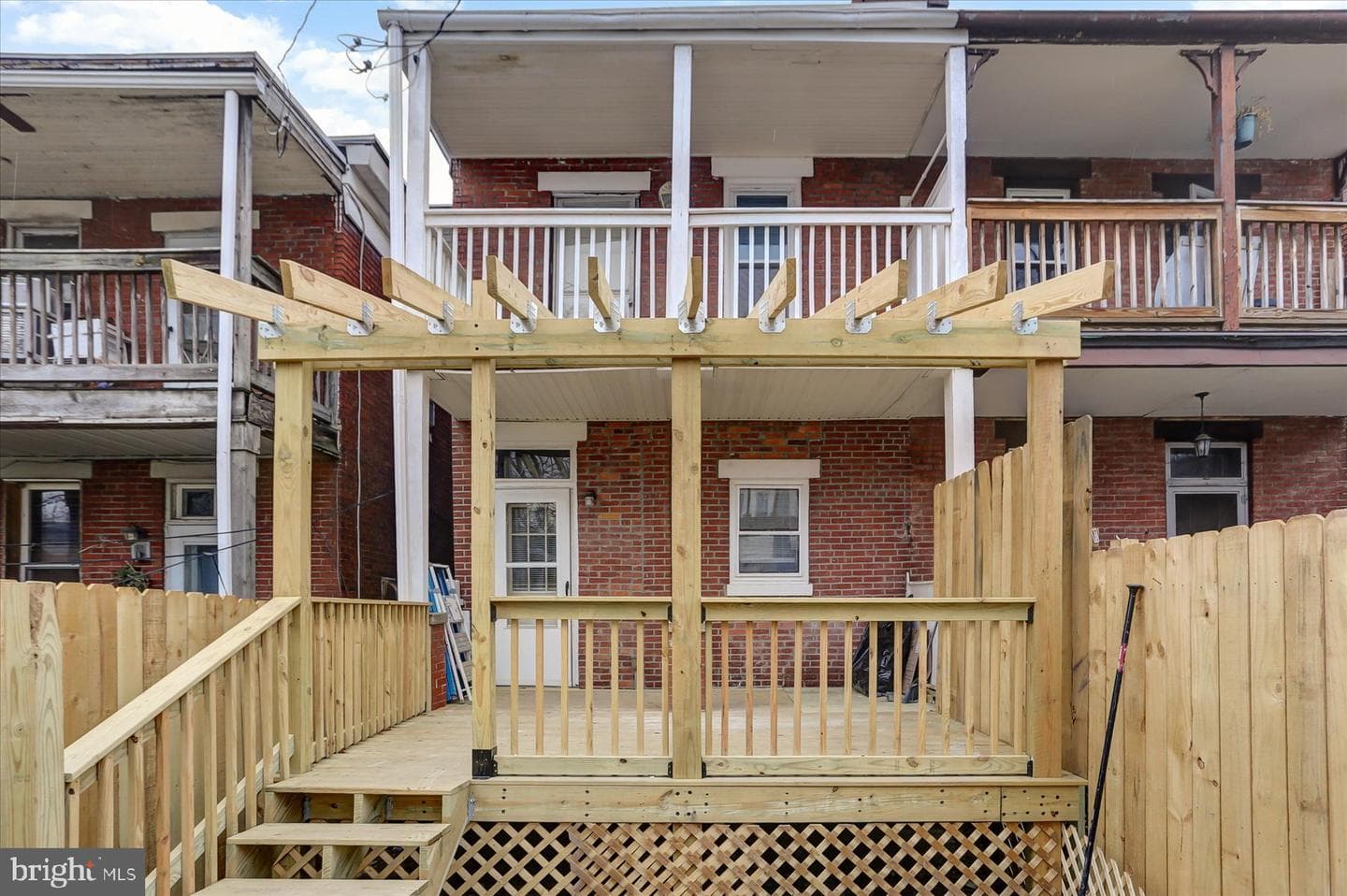 1723 State Street photo 24