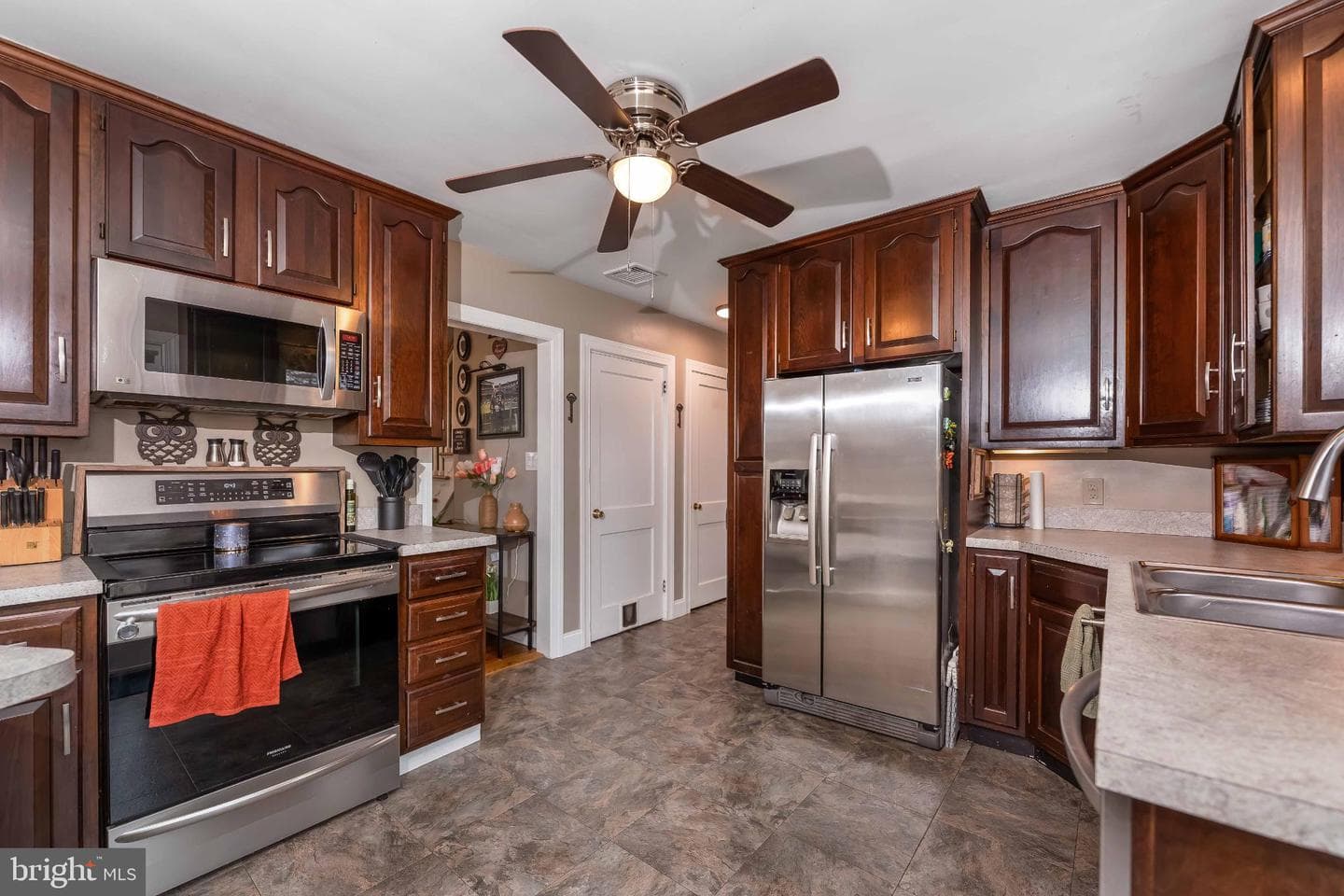 3612 Schoolhouse Lane photo 11