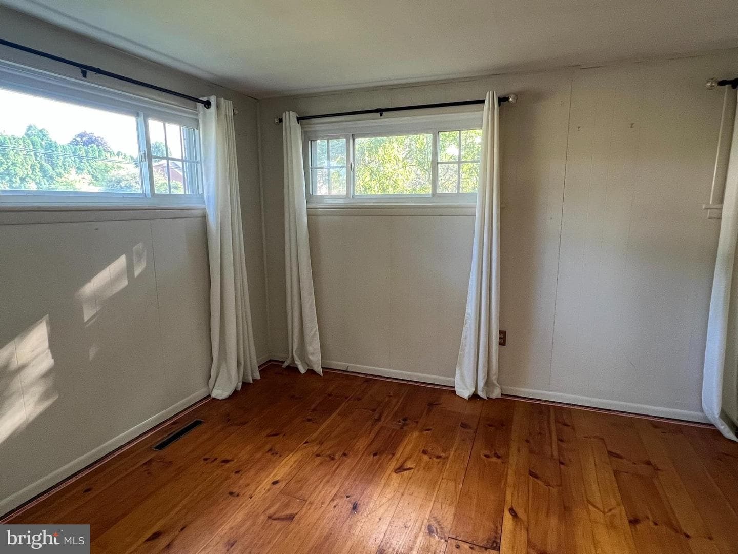 5136 Sunset Drive photo 14