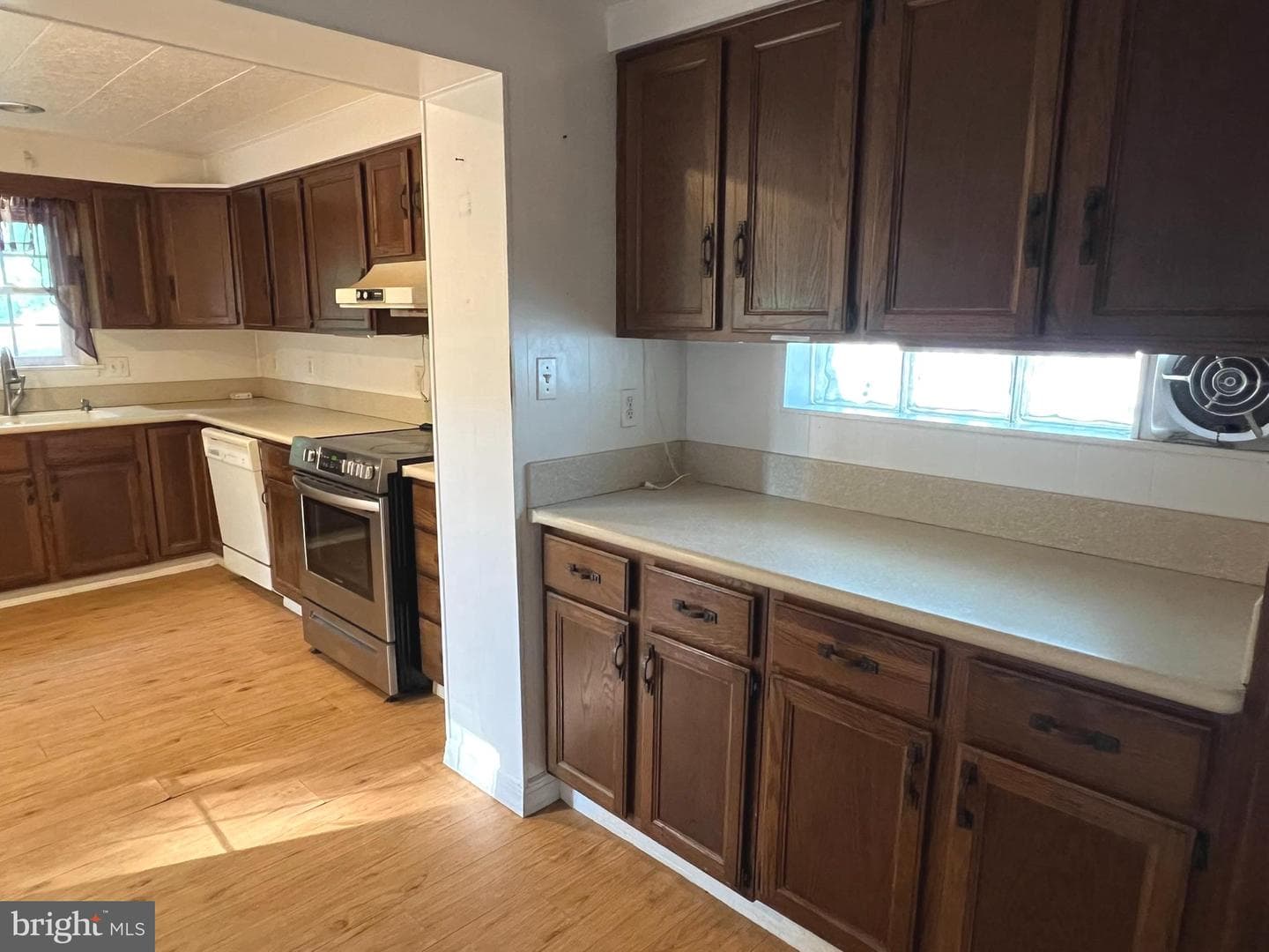 5136 Sunset Drive photo 19