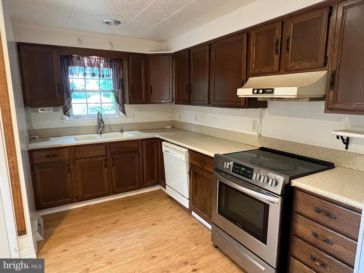 5136 Sunset Drive photo 20