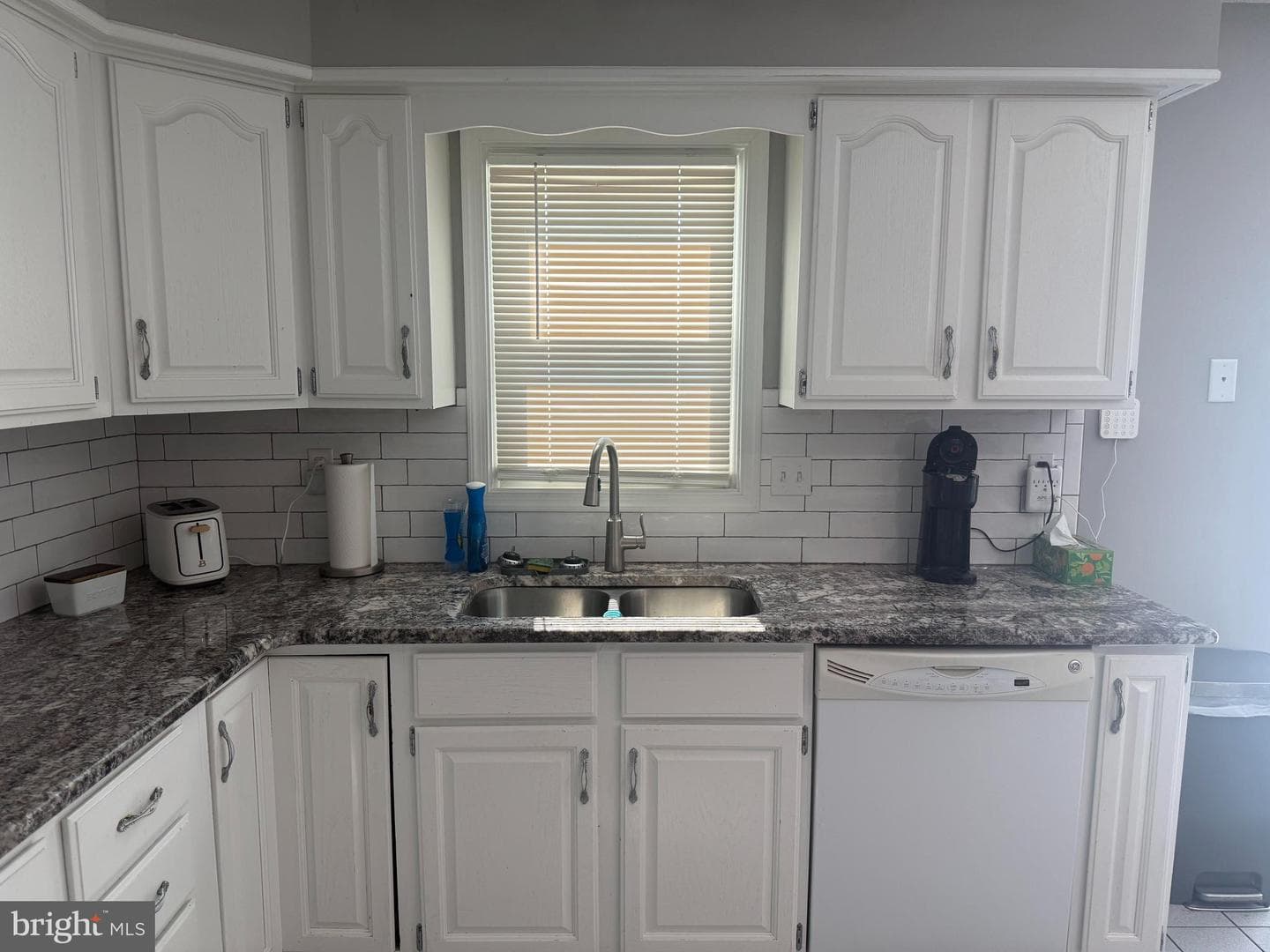 140 Mountain View Road photo 9