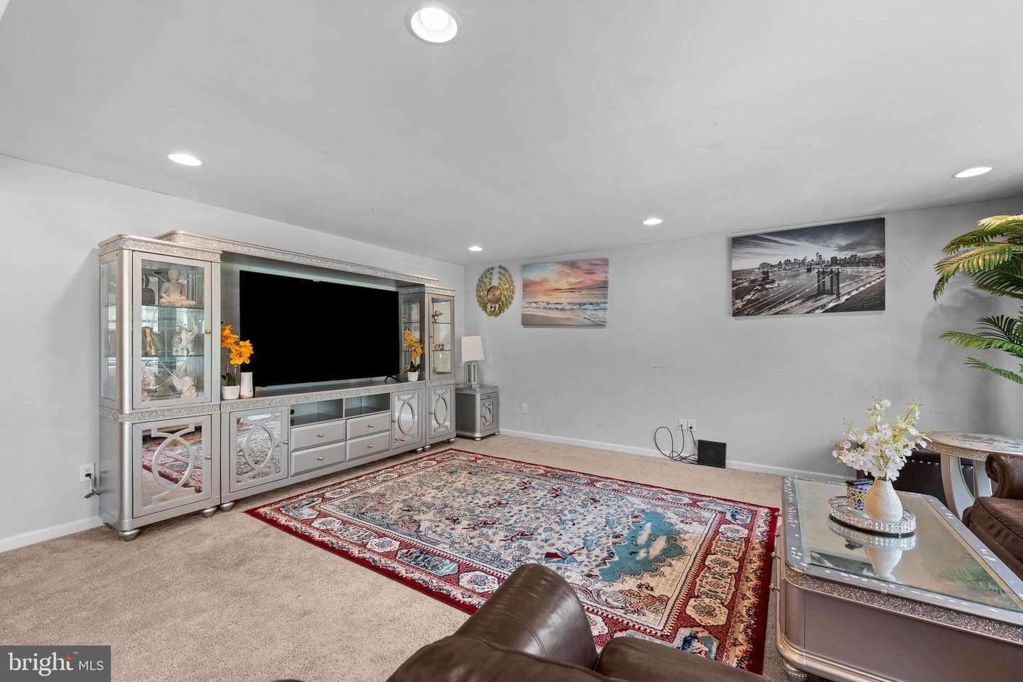 1722 Bradley Dr photo 18
