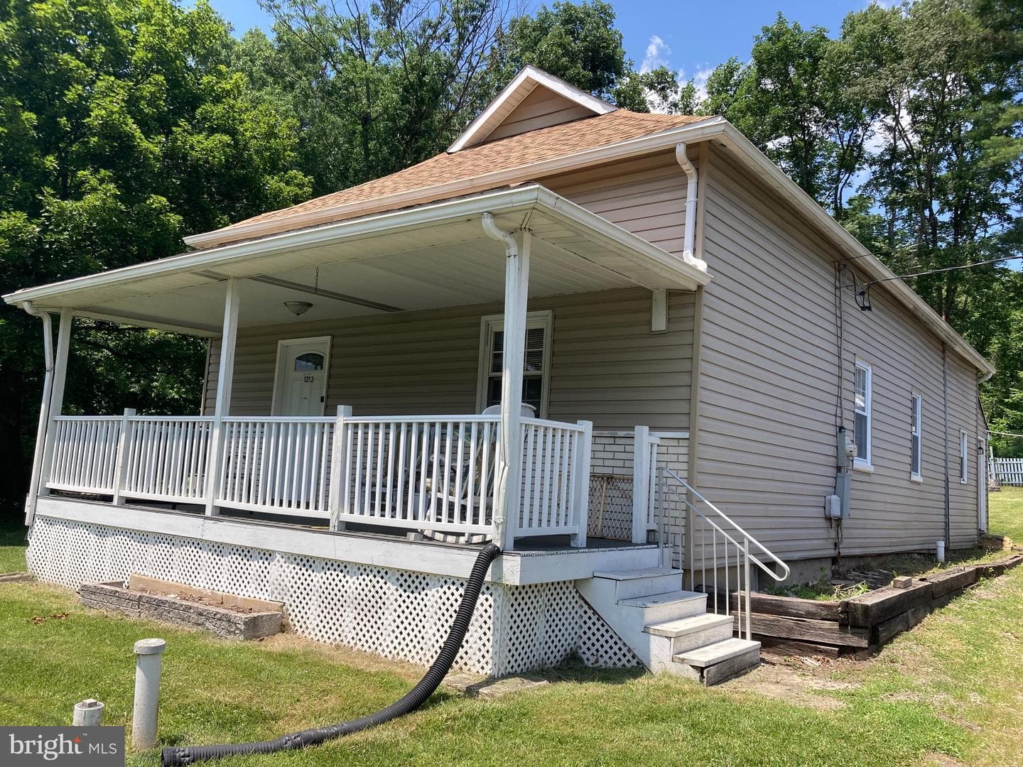 1213 W Market Street photo 3