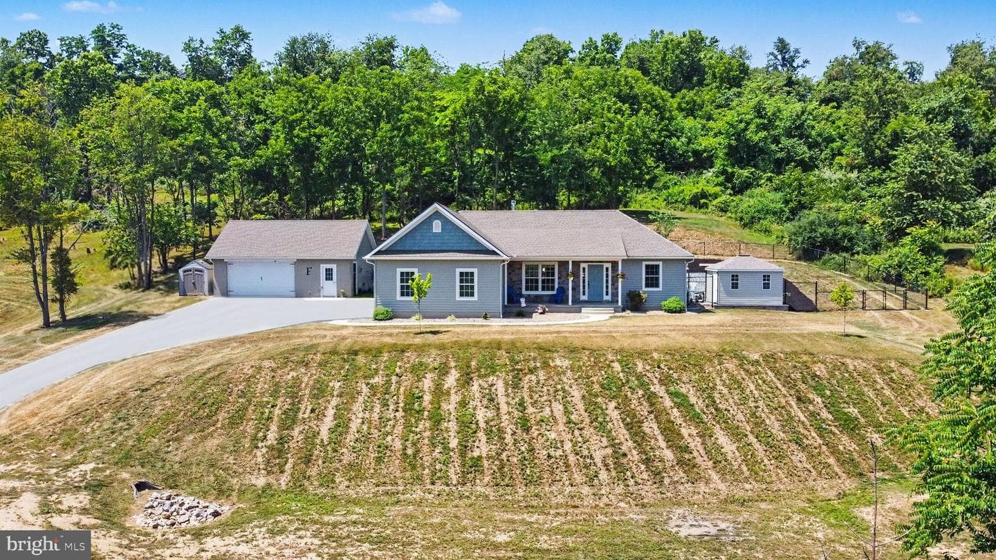 485 Pleasant View Road photo 4