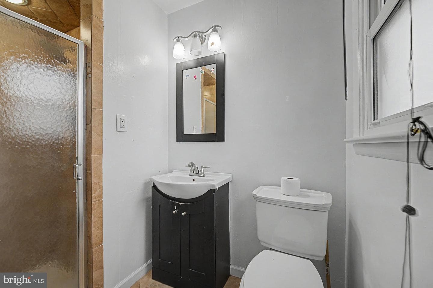 231 Eddington Avenue photo 19