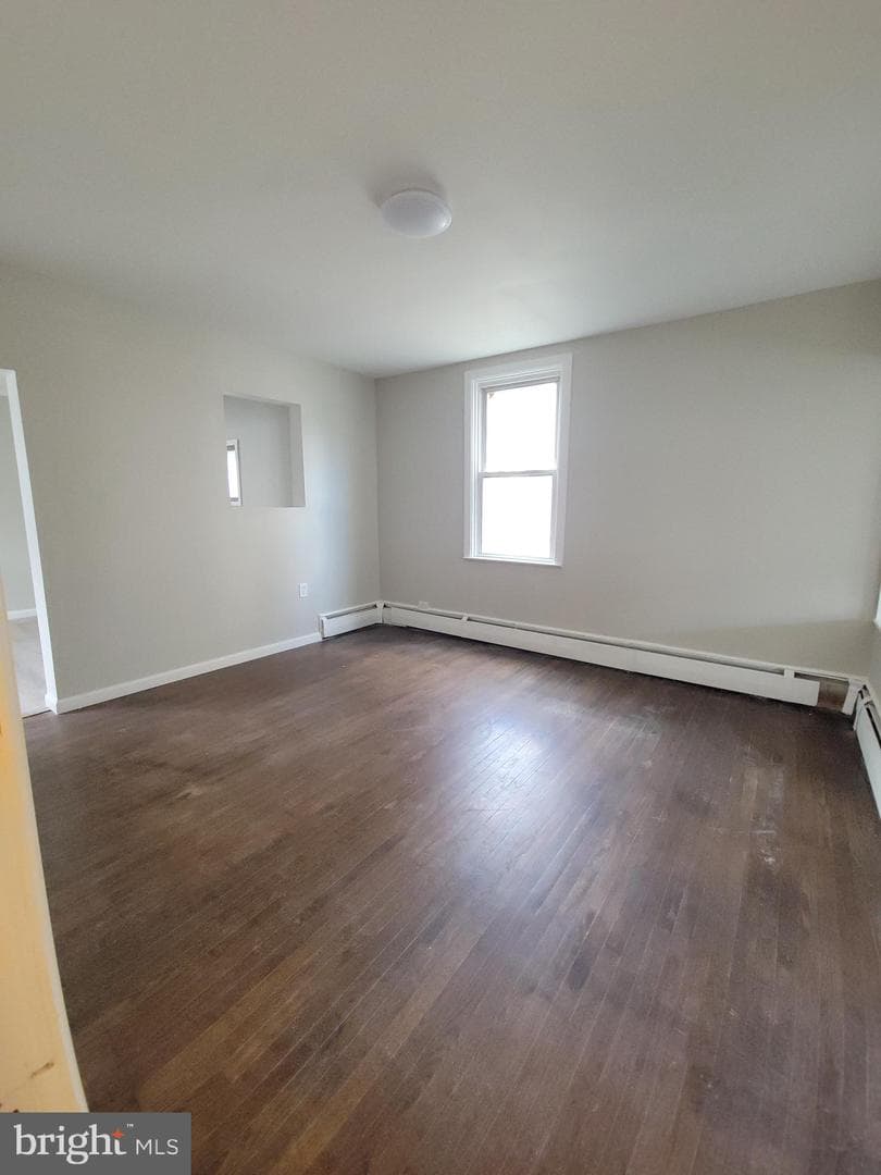 507 W Market Street photo 16