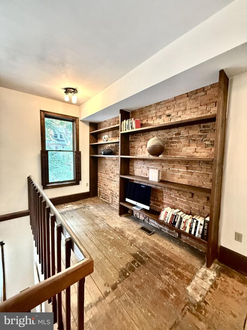 204 Hamilton Street photo 22