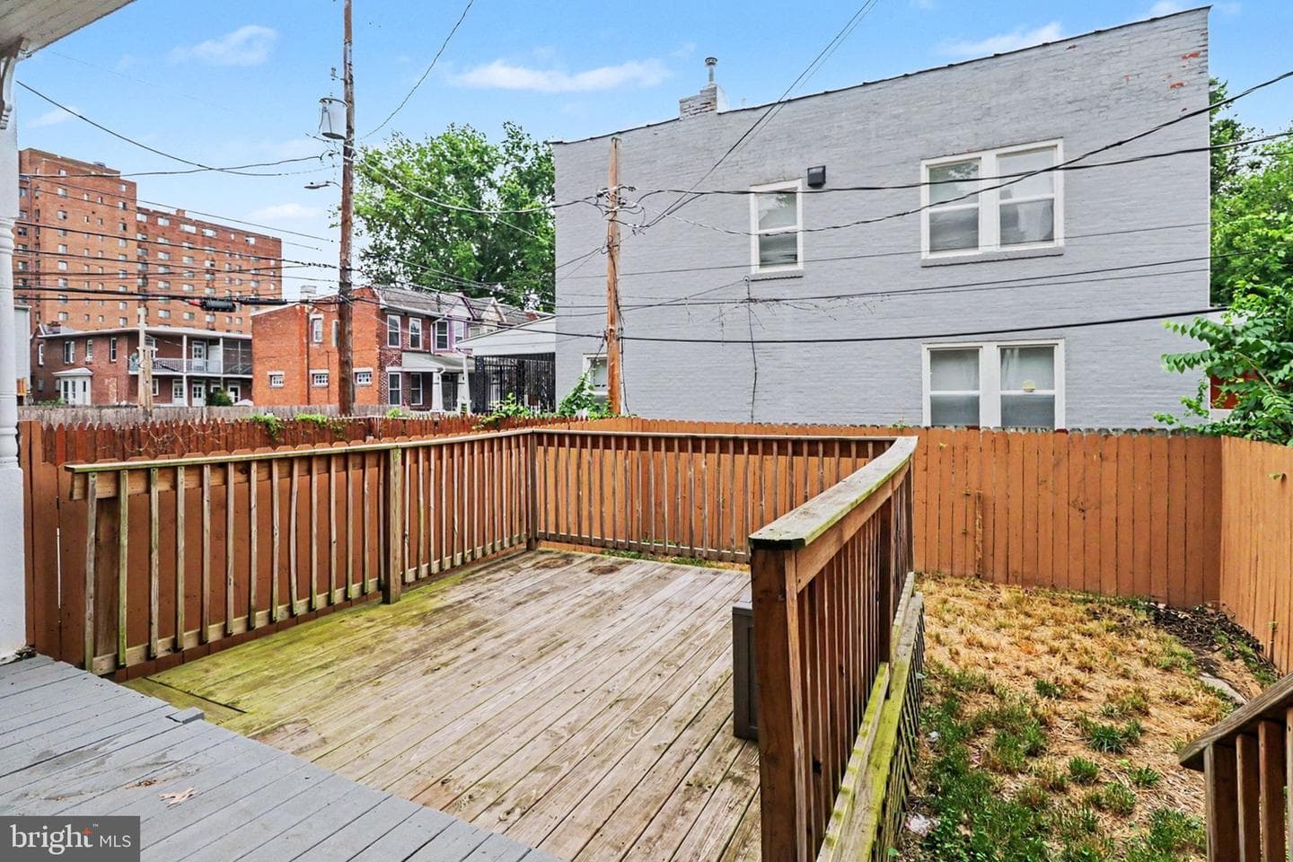 222 Emerald Street photo 36