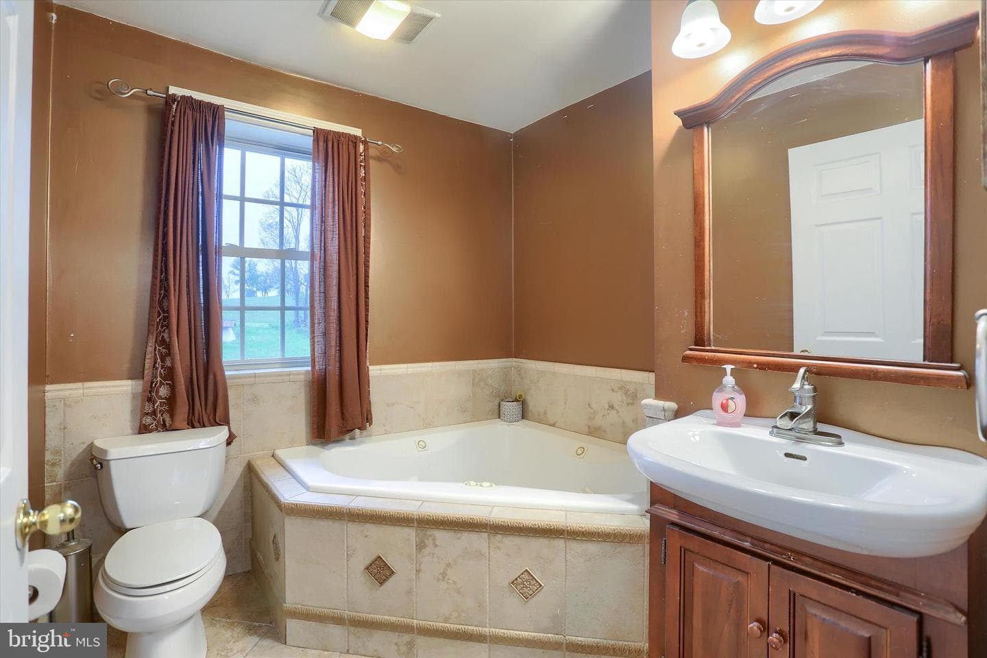 59 Hillymede Road photo 13