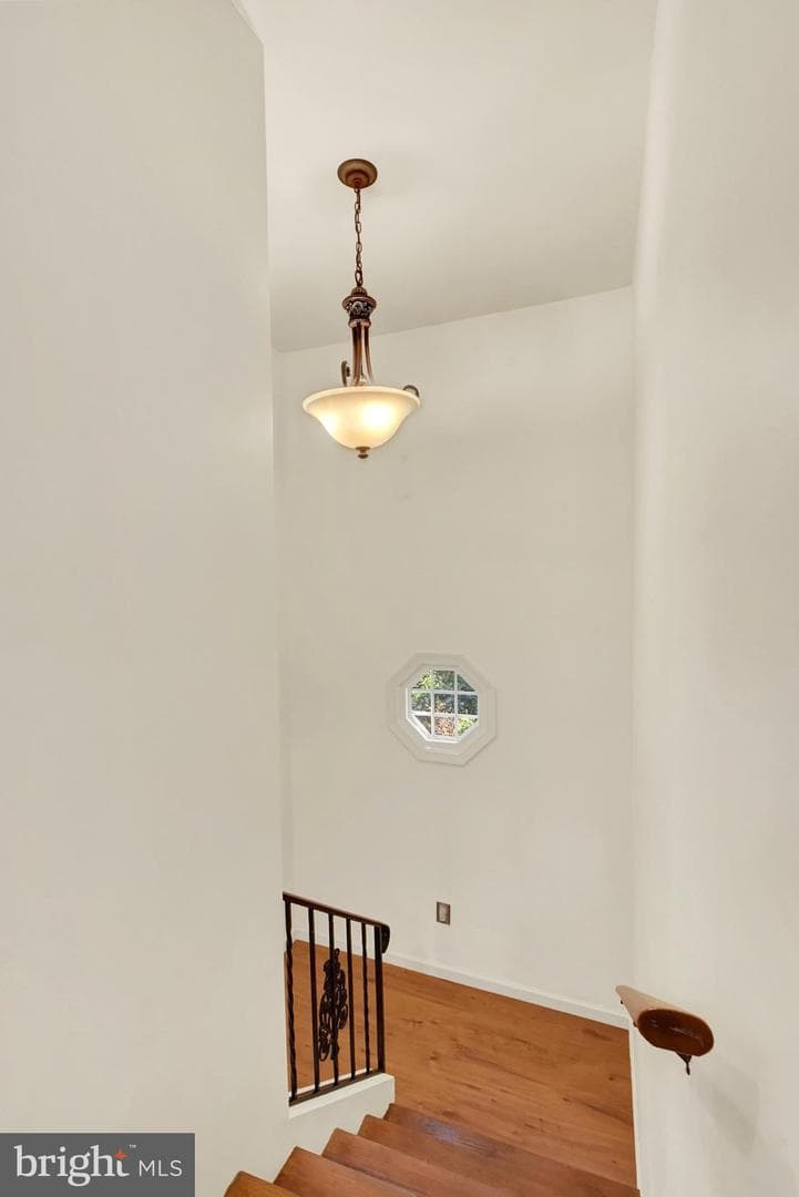 2009 Deer Path Road photo 16