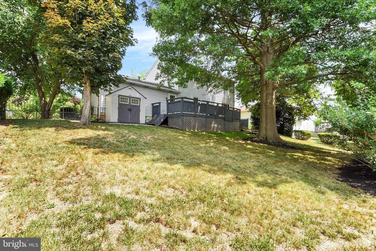 2009 Deer Path Road photo 5