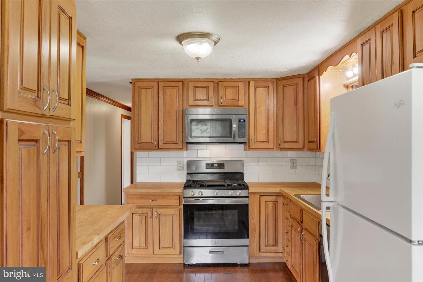 120 Denison Drive photo 7