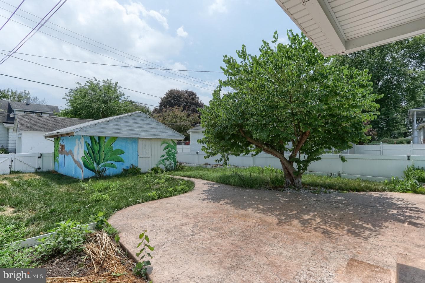 129 Poplar Avenue photo 38