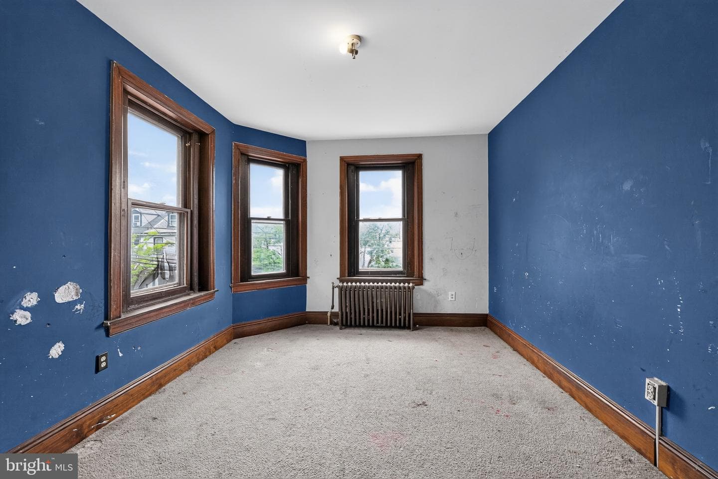 207 N Catherine Street photo 9