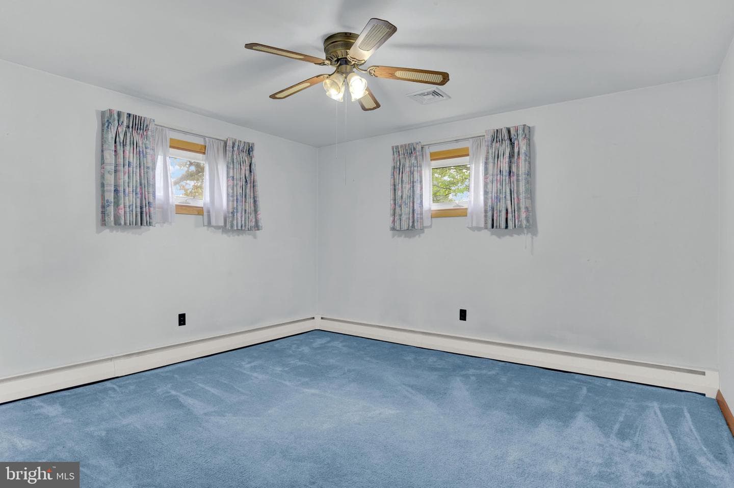 6630 Lehigh photo 16
