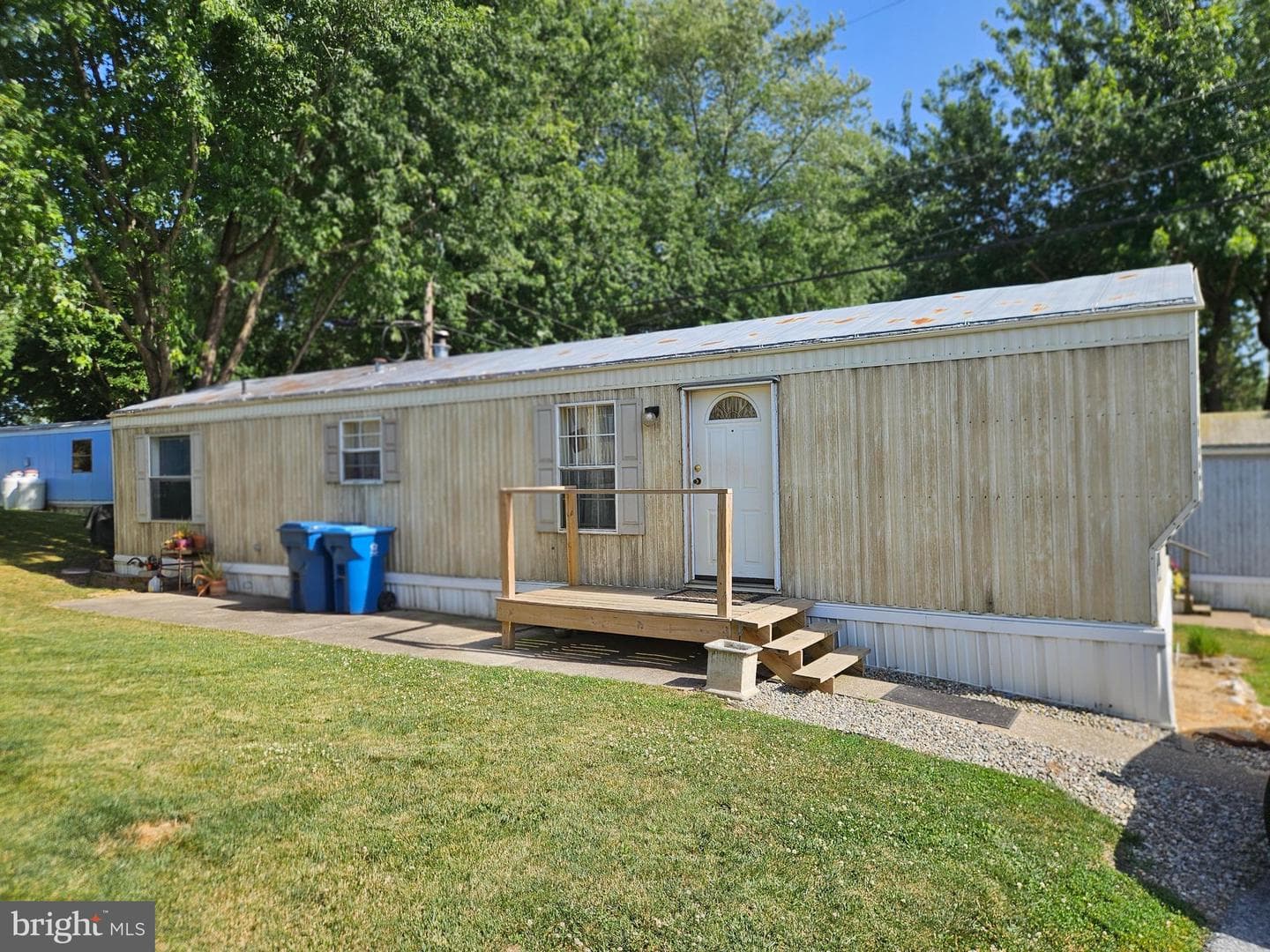 159 B Lane photo 1