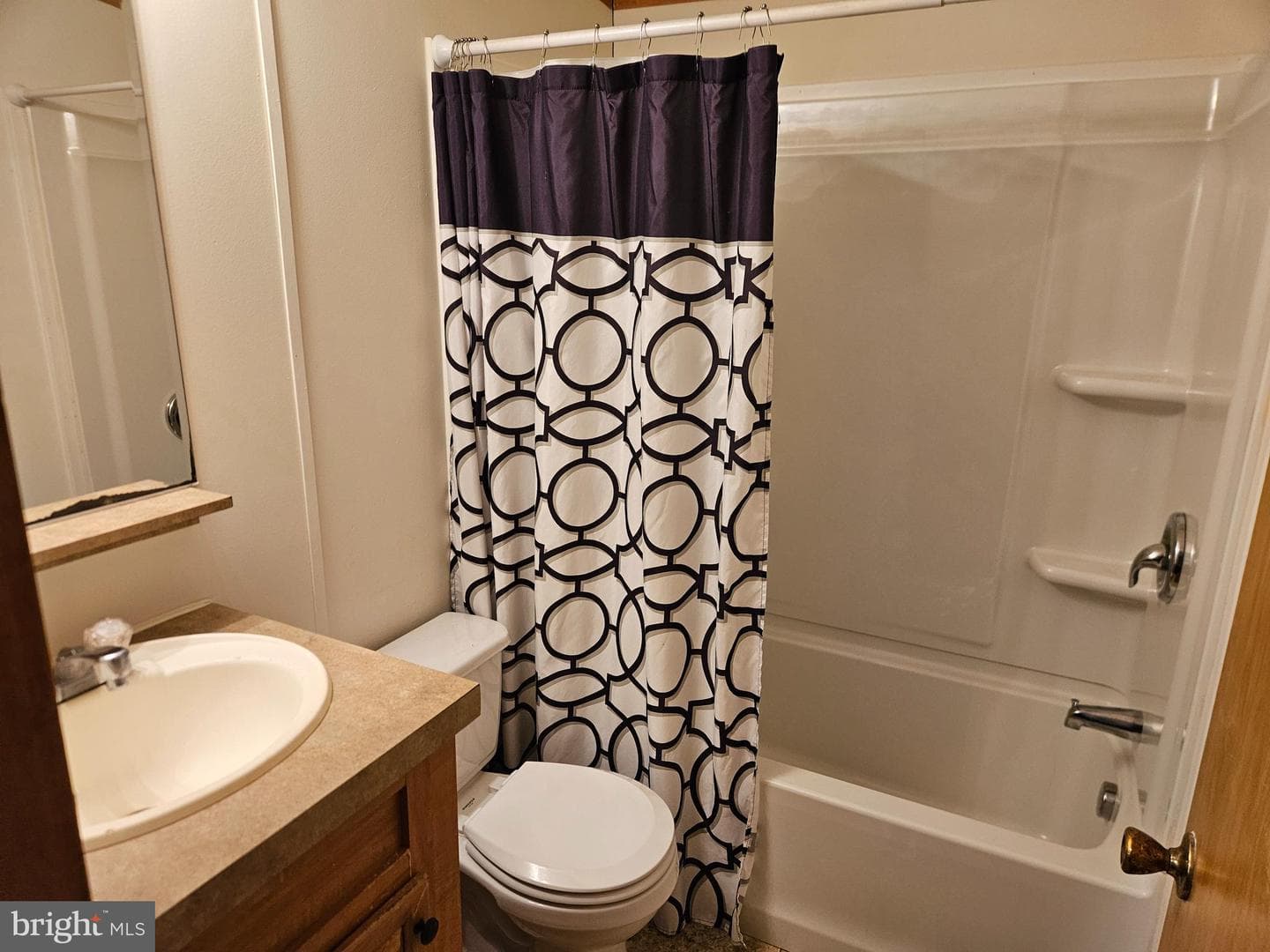 159 B Lane photo 10