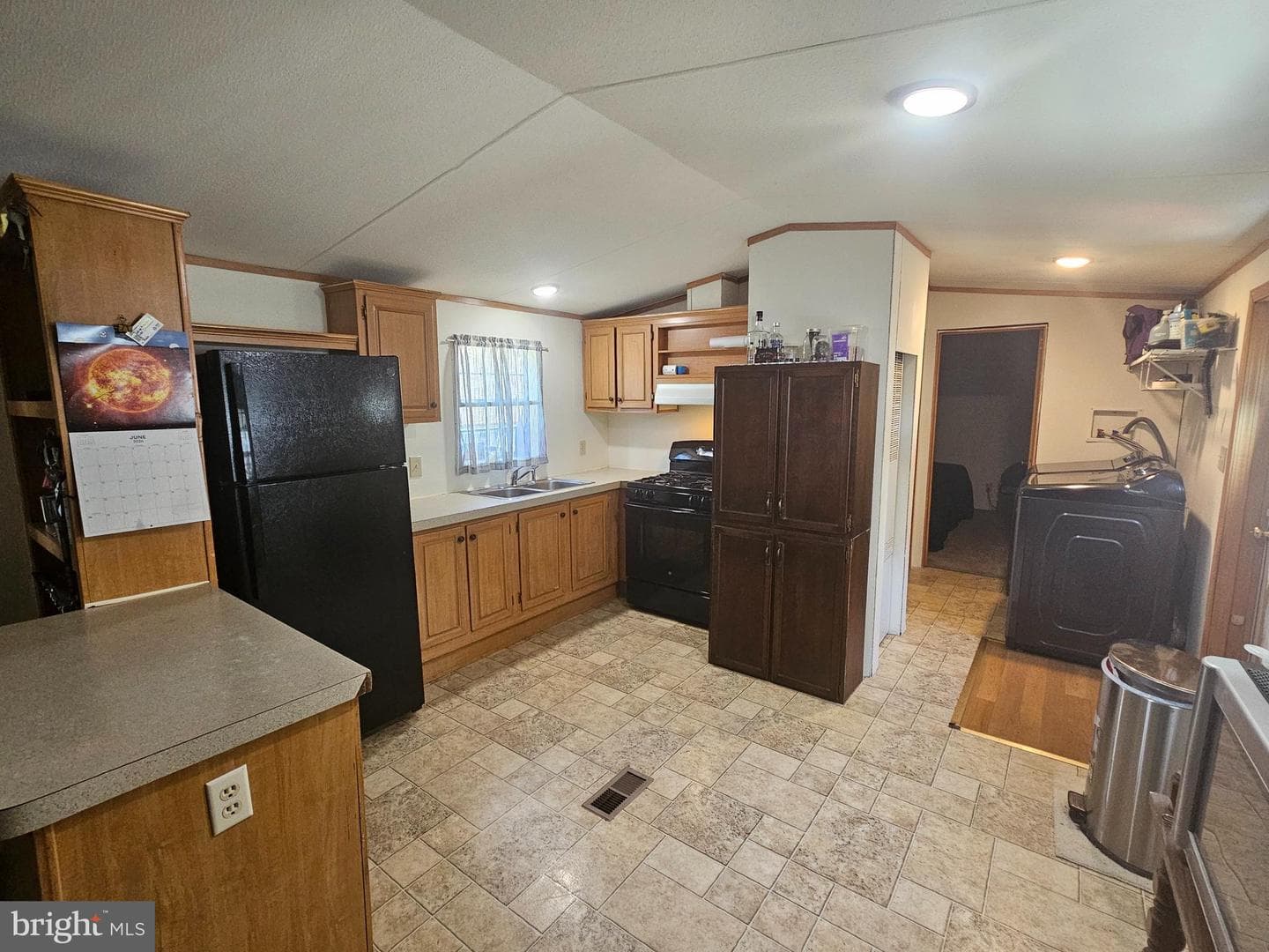 159 B Lane photo 8