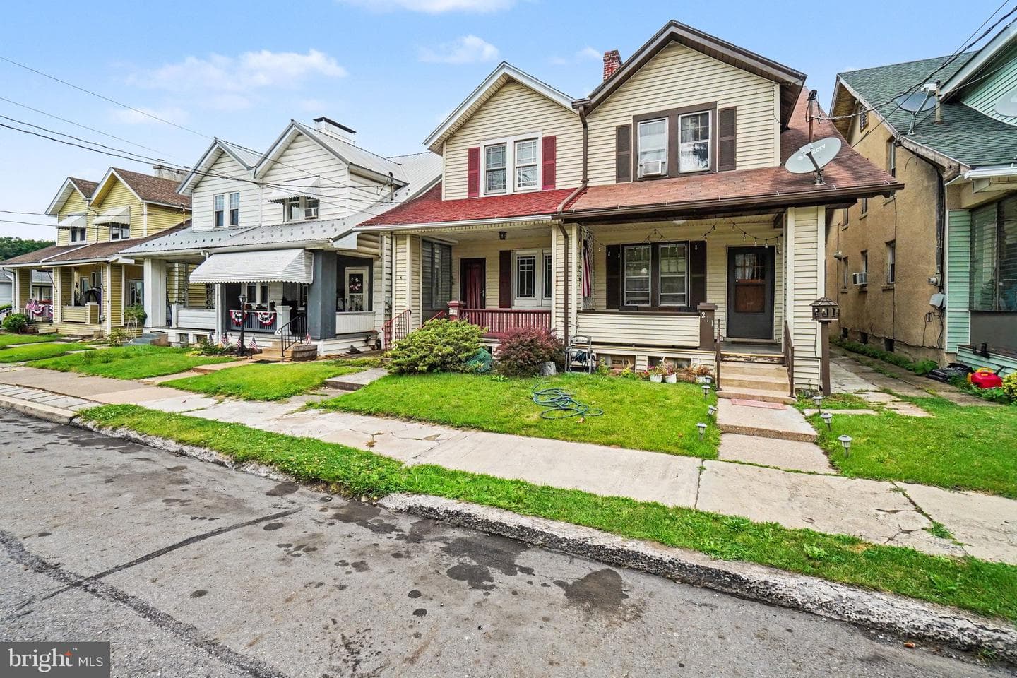 209 Main Street photo 26