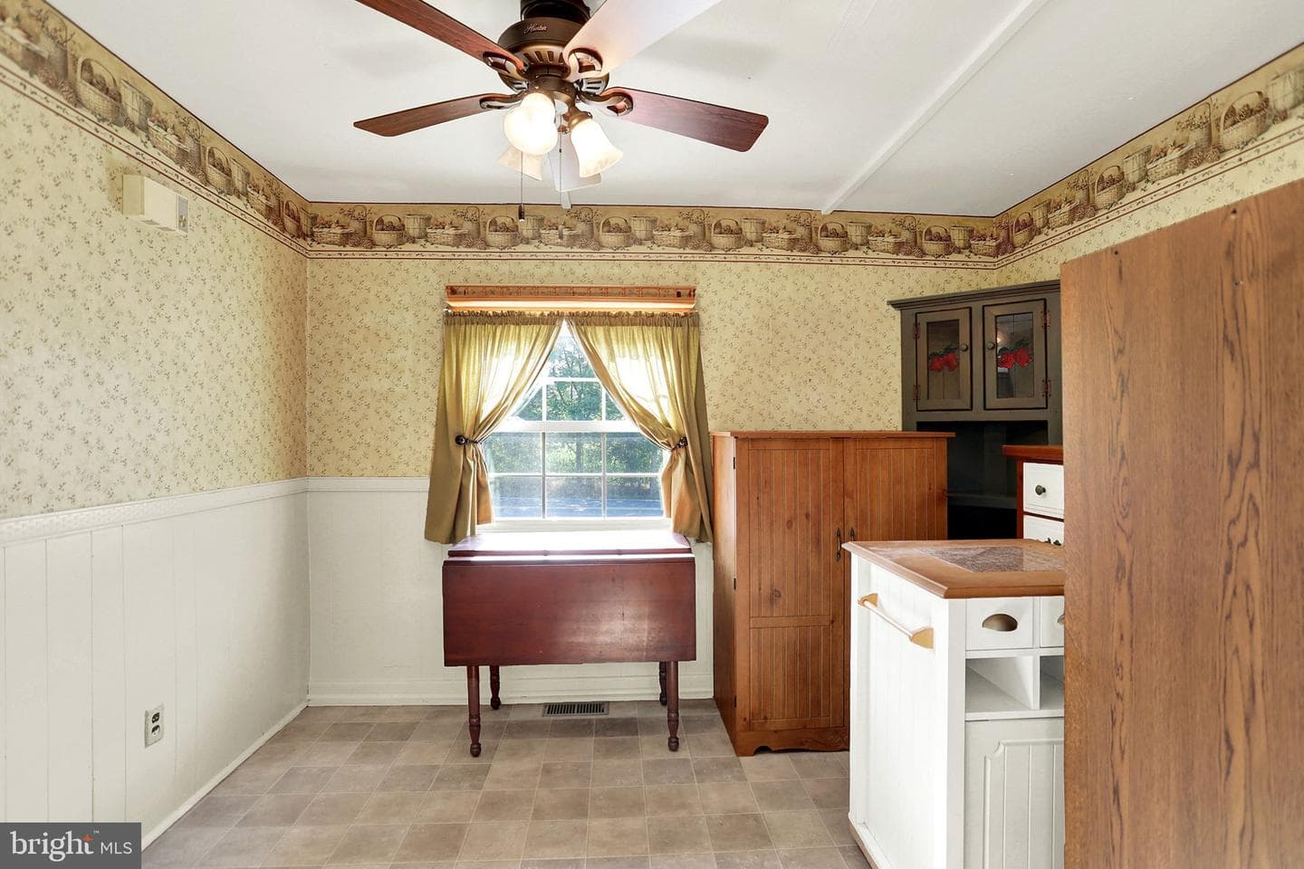 617 S Deodate Road photo 10