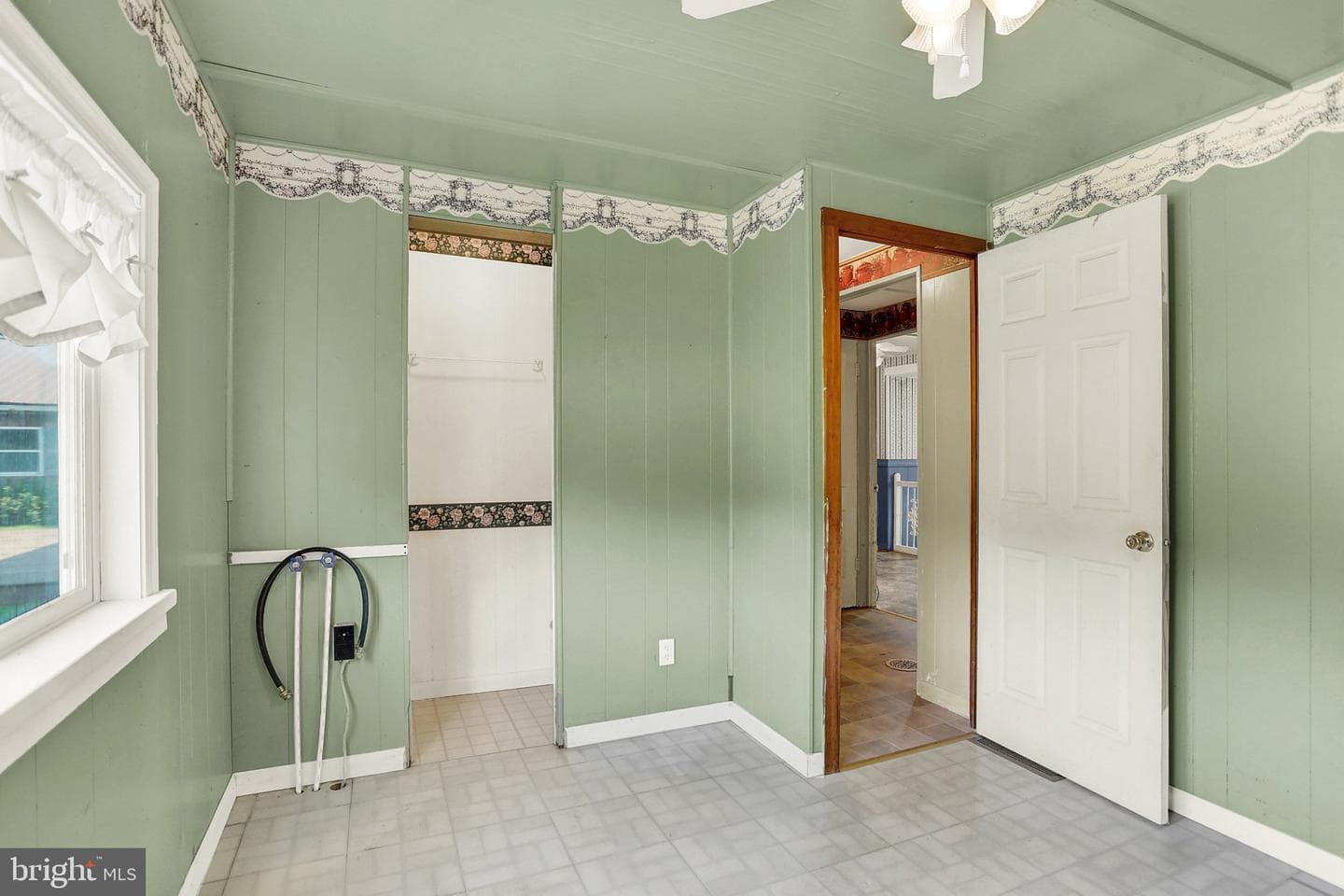 617 S Deodate Road photo 19