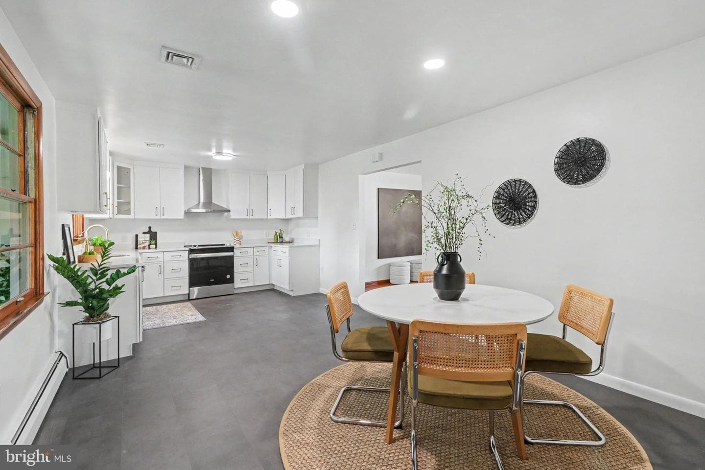 222 Robin Road photo 10