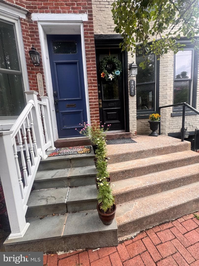 427 Boas Street photo 4