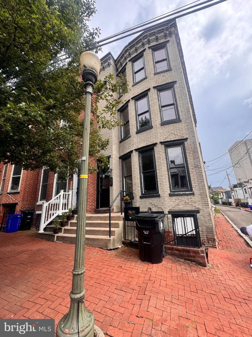 427 Boas Street photo 6
