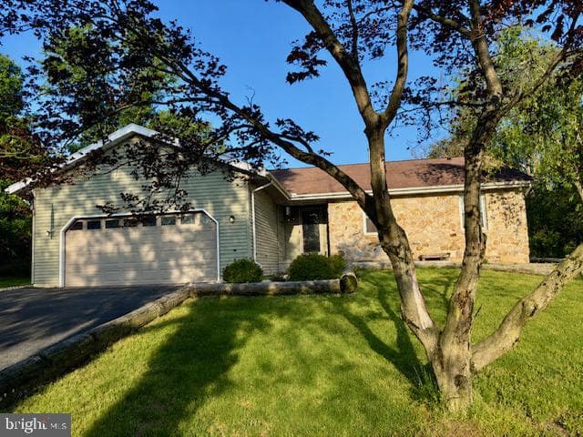 223 Pineview Drive, Palmyra