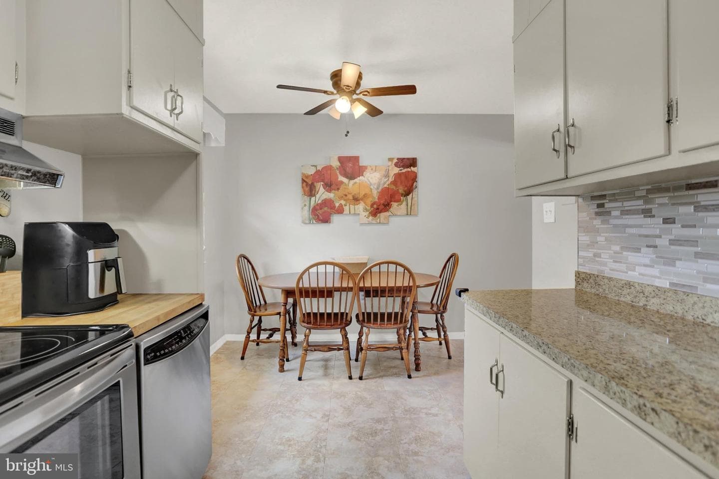 6207 Catherine Street photo 12
