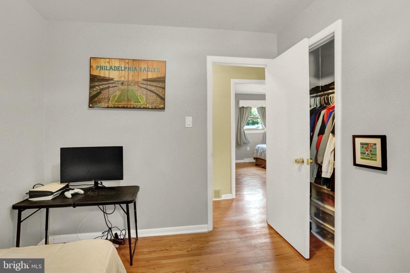 6207 Catherine Street photo 17