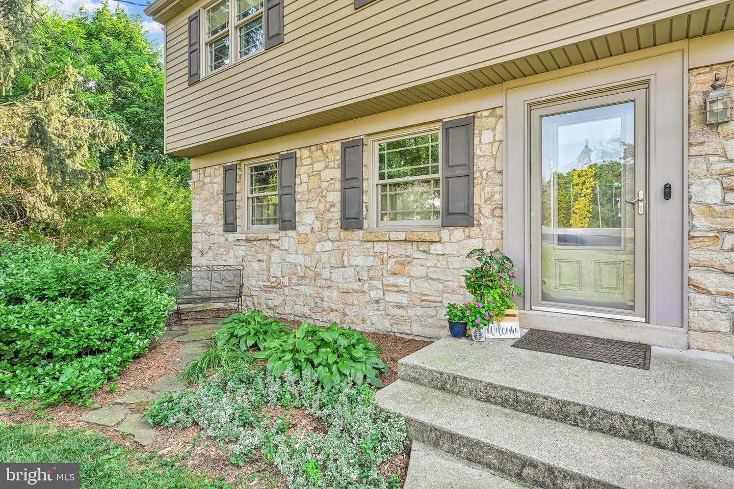 8 Sycamore Road photo 7