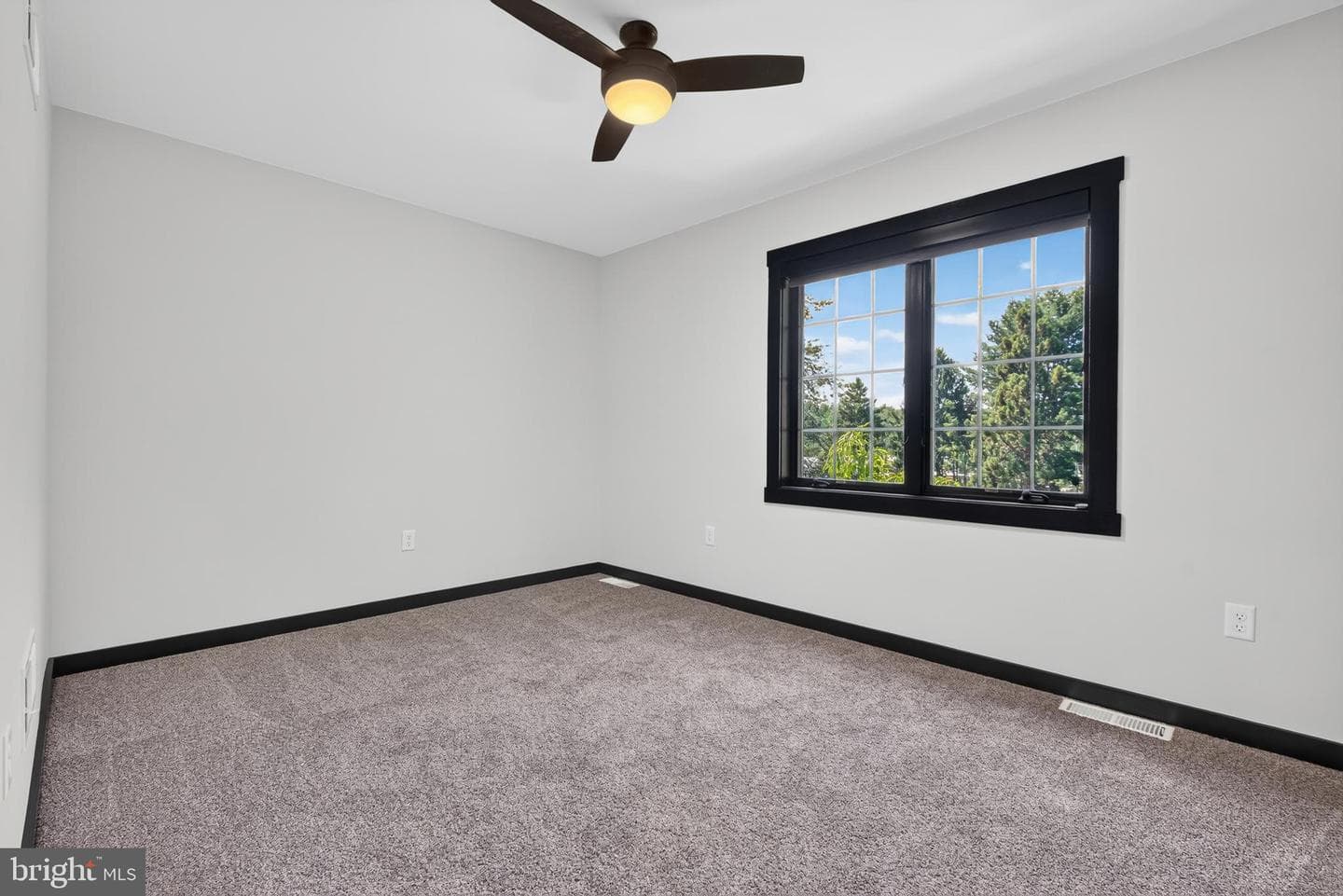 2026 Joann Avenue photo 33