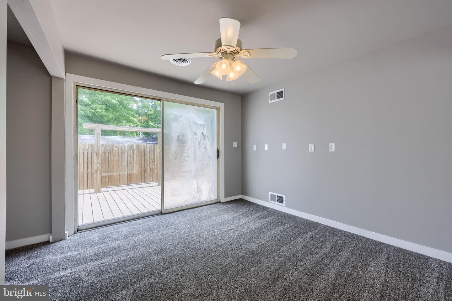 205 Peach Street photo 12