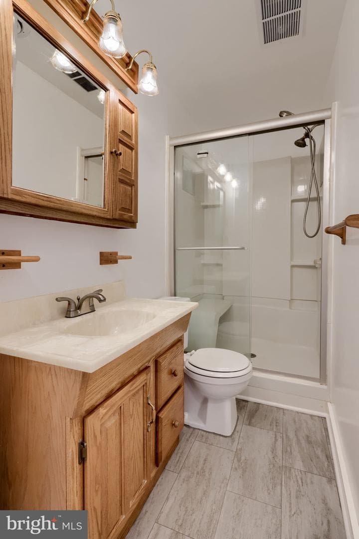 205 Peach Street photo 14