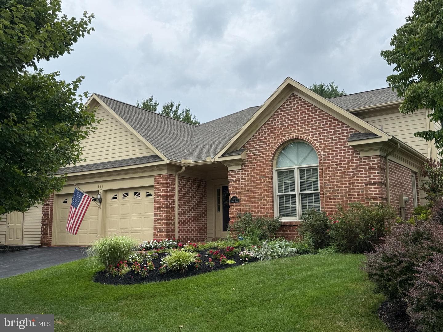 122 Almond Drive photo 1