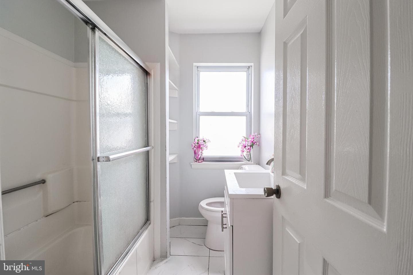 442 Crescent Street photo 11