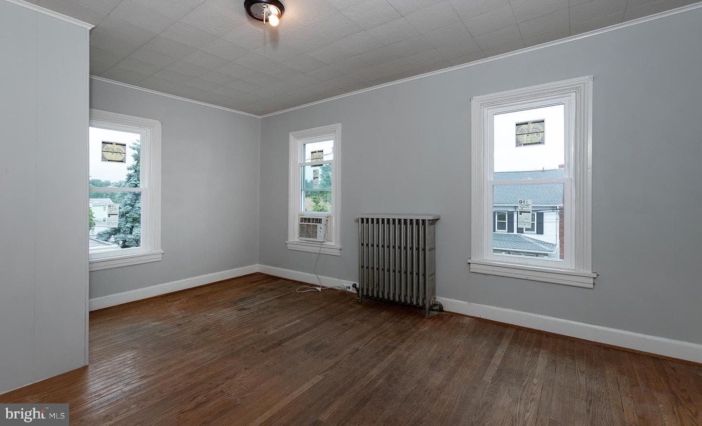 521 2nd Street photo 38