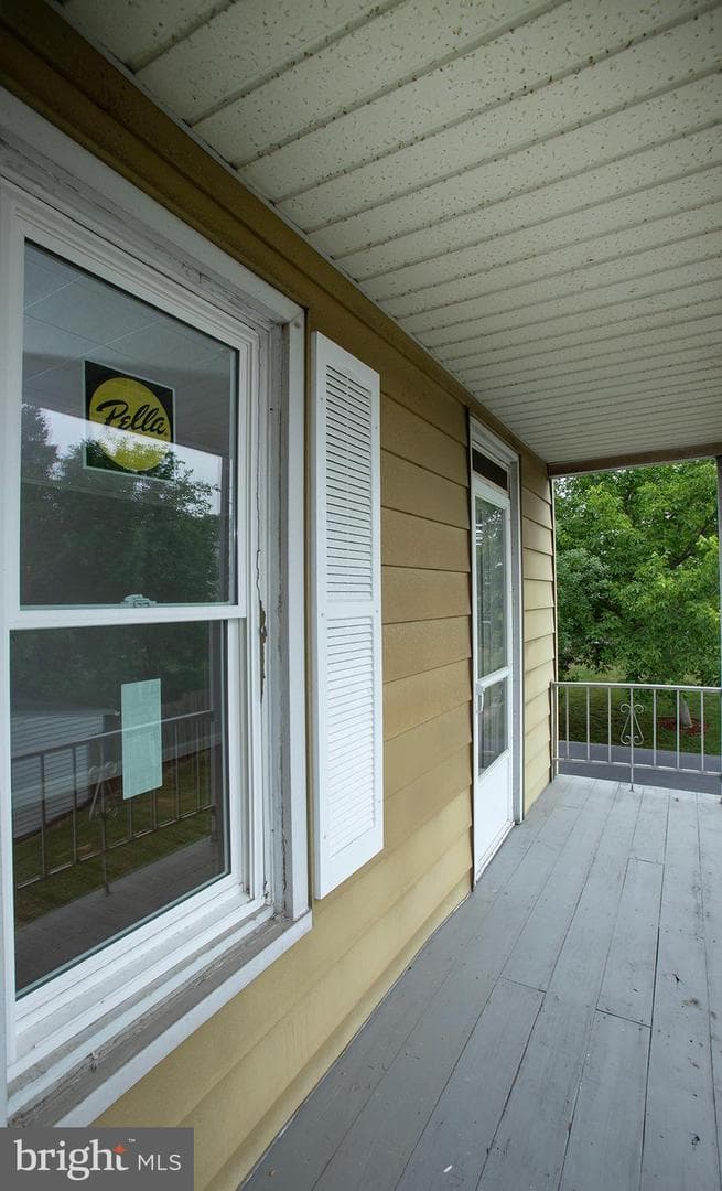521 2nd Street photo 48