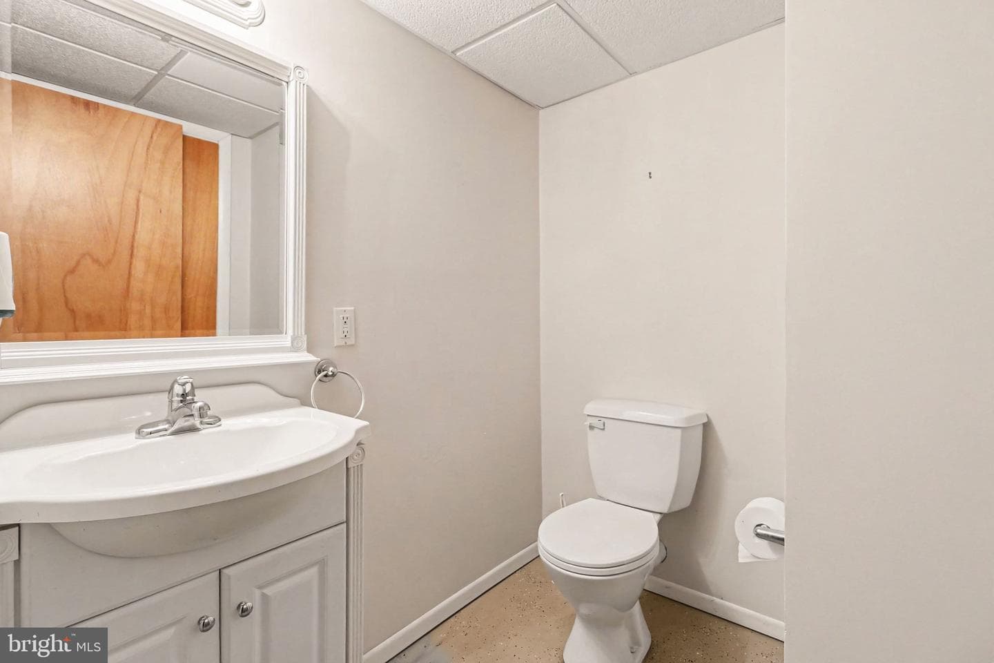 100 Nissley Drive photo 17