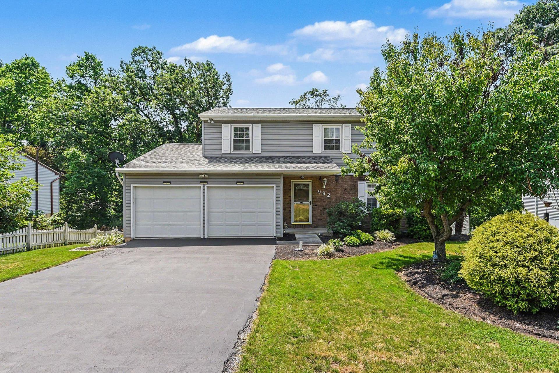 992 Martin Lane, Harrisburg